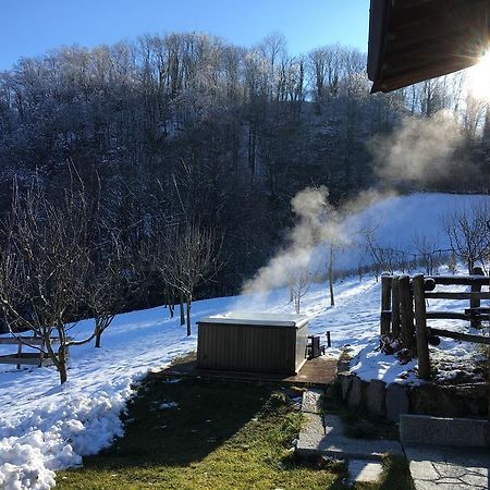 Вілла Agriturismo Il Mirtillo B,B Pasturo Екстер'єр фото