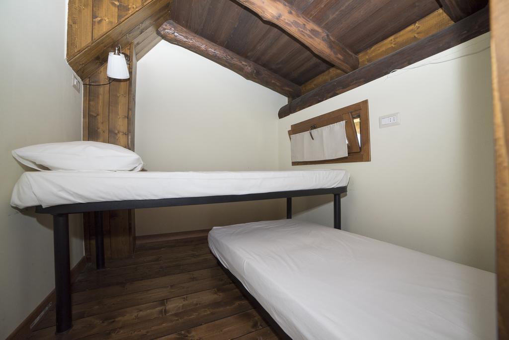 Вілла Agriturismo Il Mirtillo B,B Pasturo Екстер'єр фото